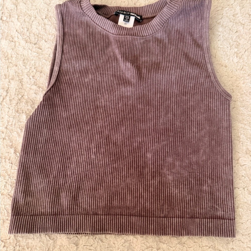 Ribbed Sleeveless Top
